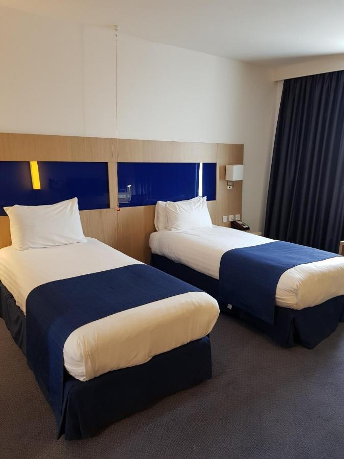 Holiday Inn Express Rotherham - North By Ihg Exterior foto